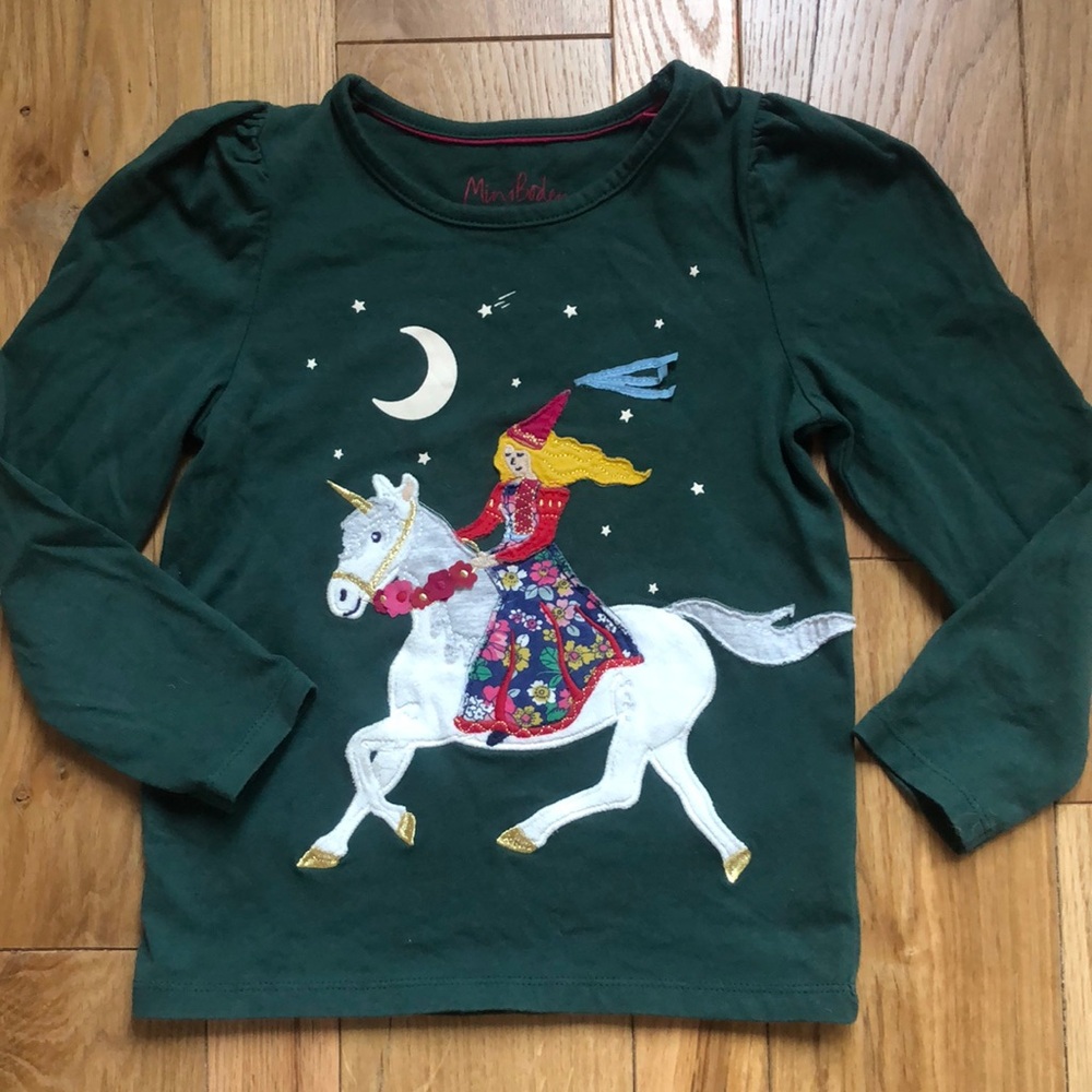 Mini Boden appliqué tee